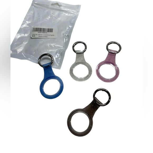 Other - ❤️❤️LAST CHANCE ❤️❤️ Apple AirTag - keychain holder - Pack of 4